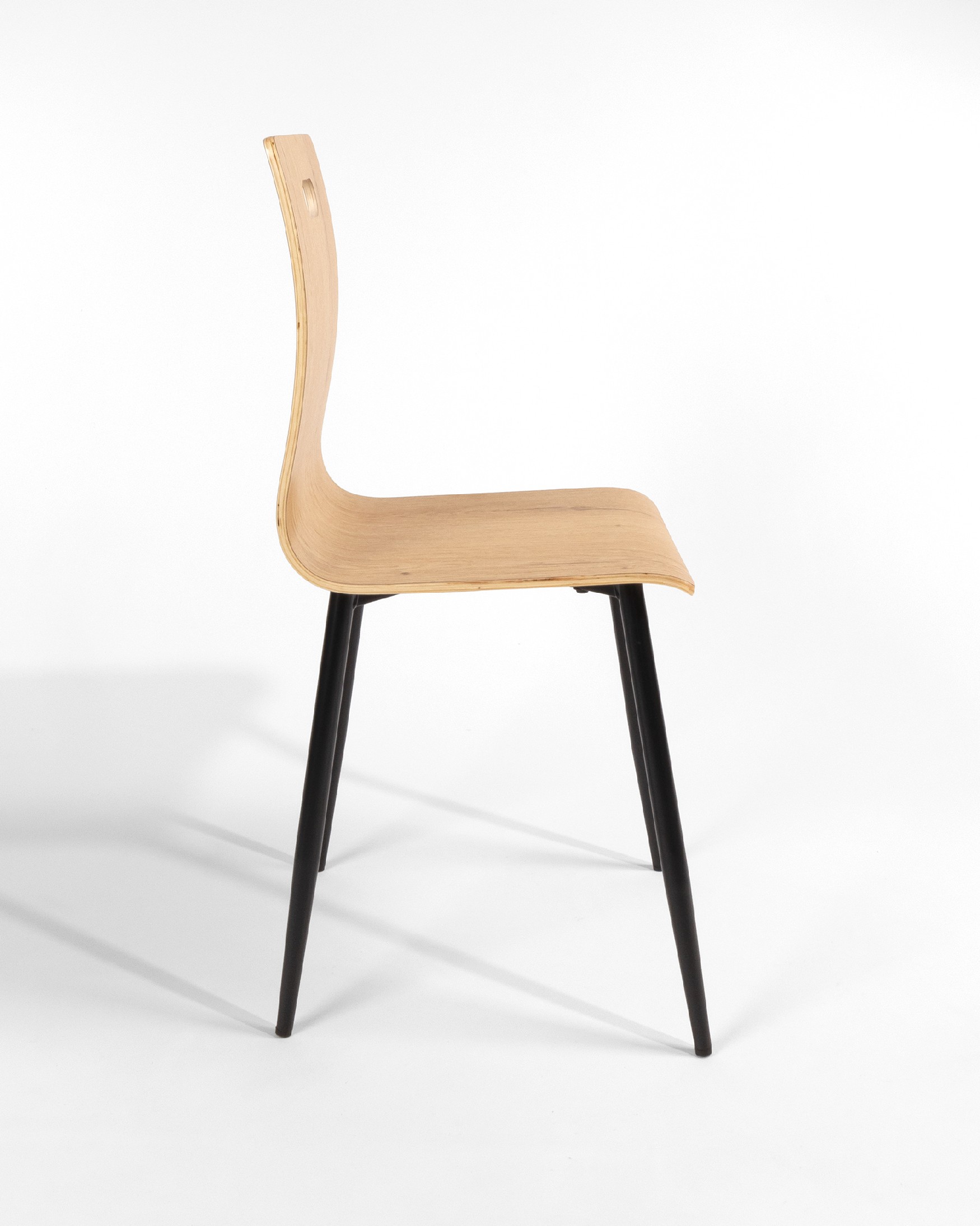 Sofia chair with oak finish and black metal legs