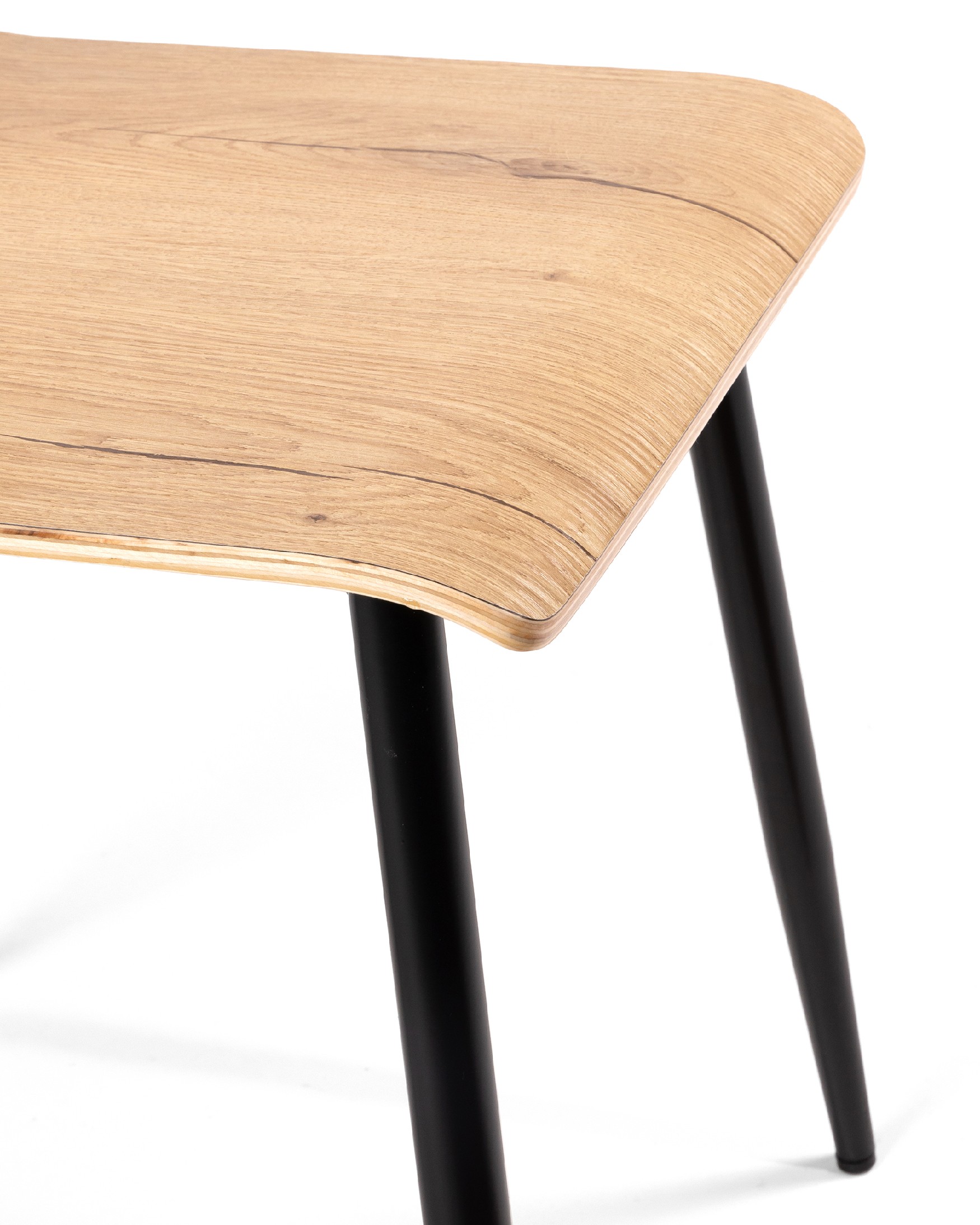 Sofia chair with oak finish and black metal legs