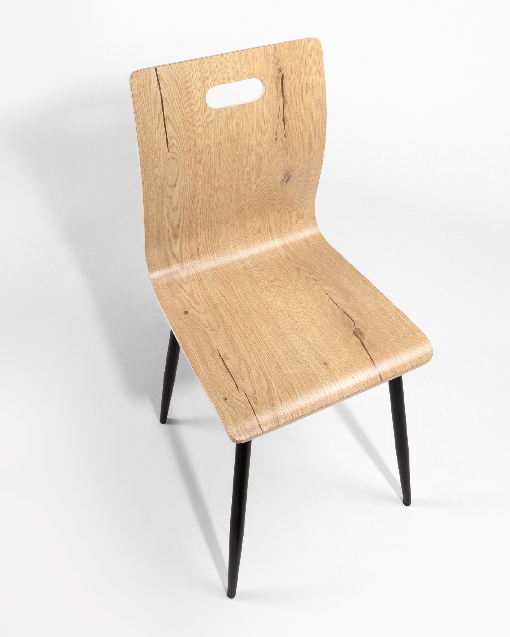 Sofia chair with oak finish and black metal legs