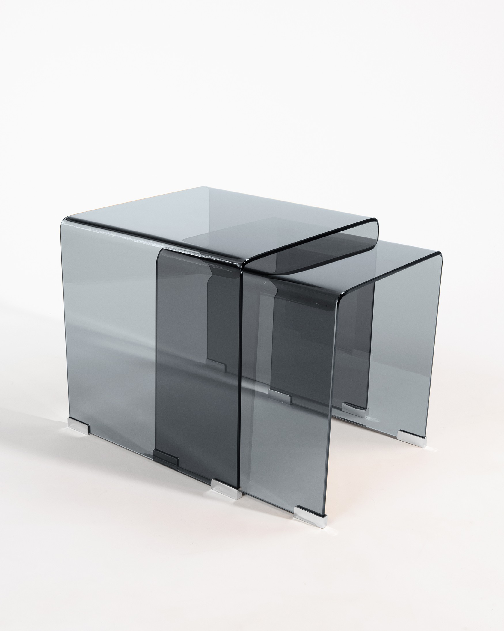 Set of 2 Sofis side tables with tempered graphite glass (8 mm) 49 x 49 cm / 36 x 36 cm