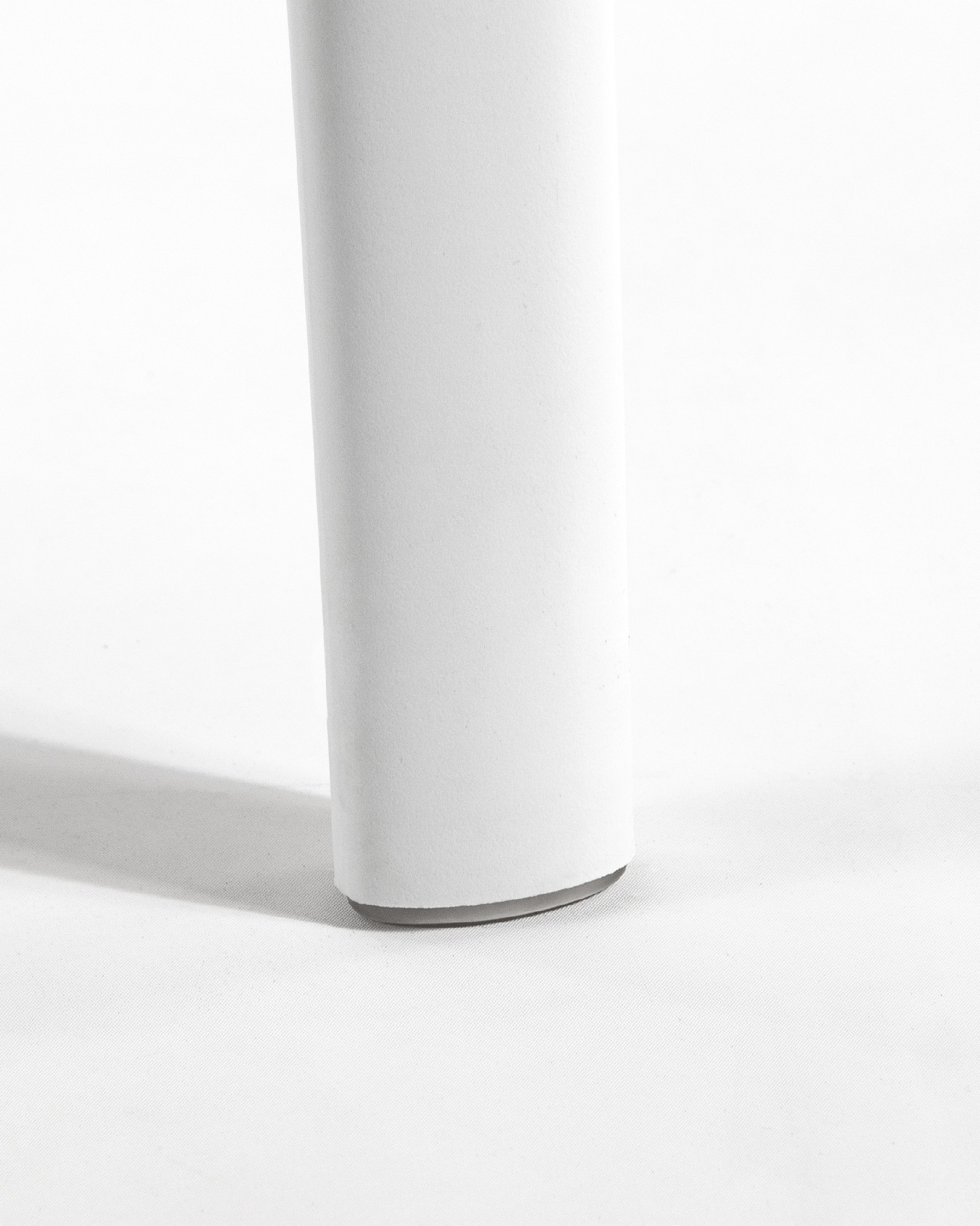 Mesa Sulu de exterior redonda de polipropileno blanco Ø 70 cm