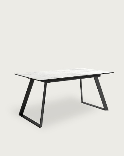 Sobre Carrara - Estructura metal negra