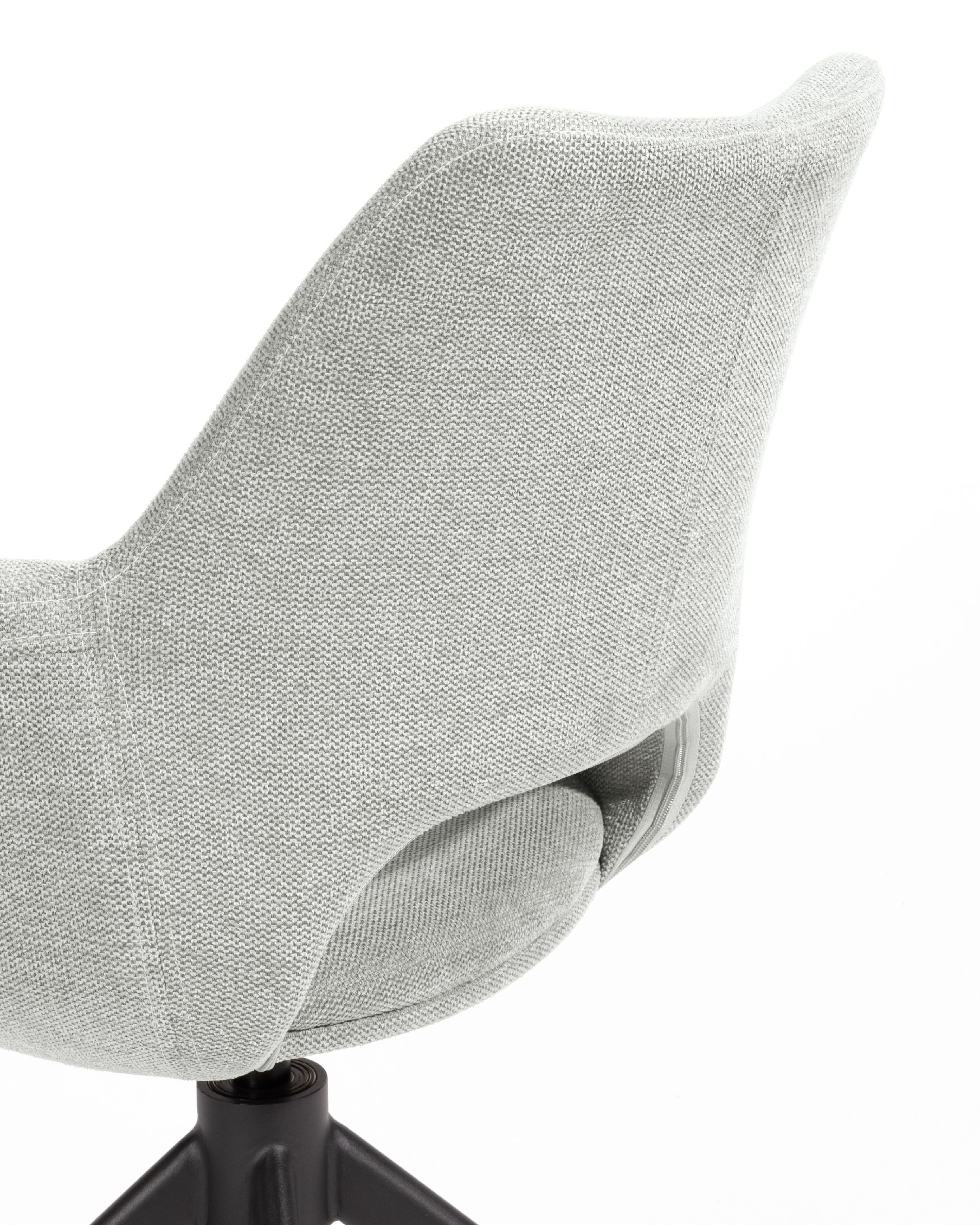 Silla Toronto con tapizado gris claro y patas metálicas negras, giratoria 360°