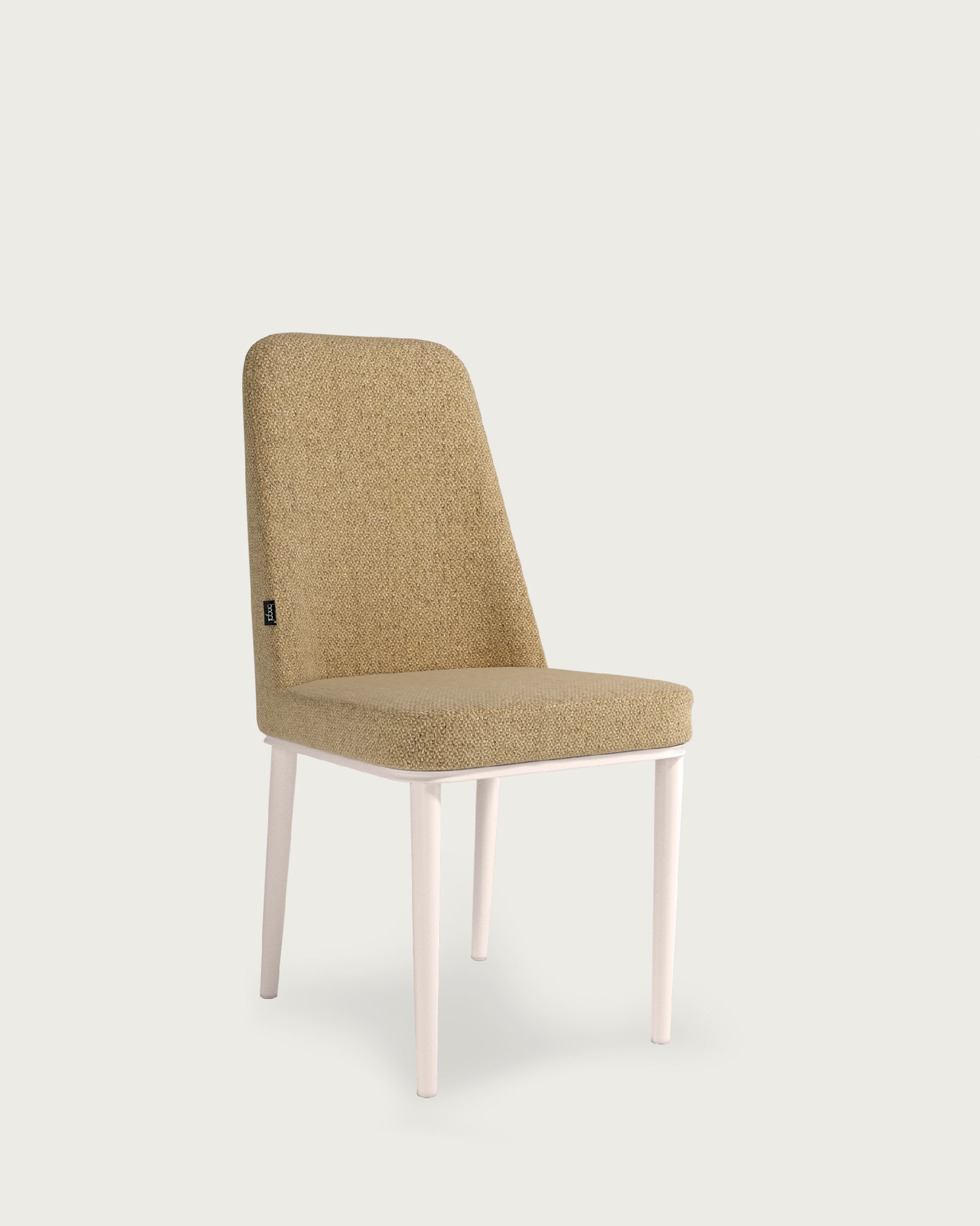 Silla Tromso con tapizado mostaza y patas metálicas marfil