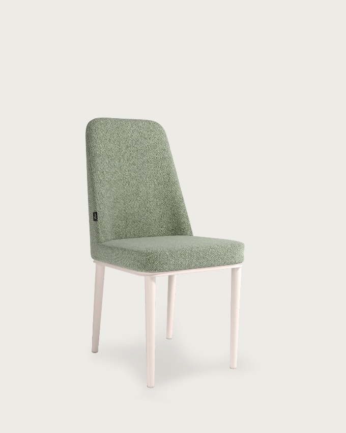 Chaise Tromso avec un revêtement vert et des pieds métalliques ivoire