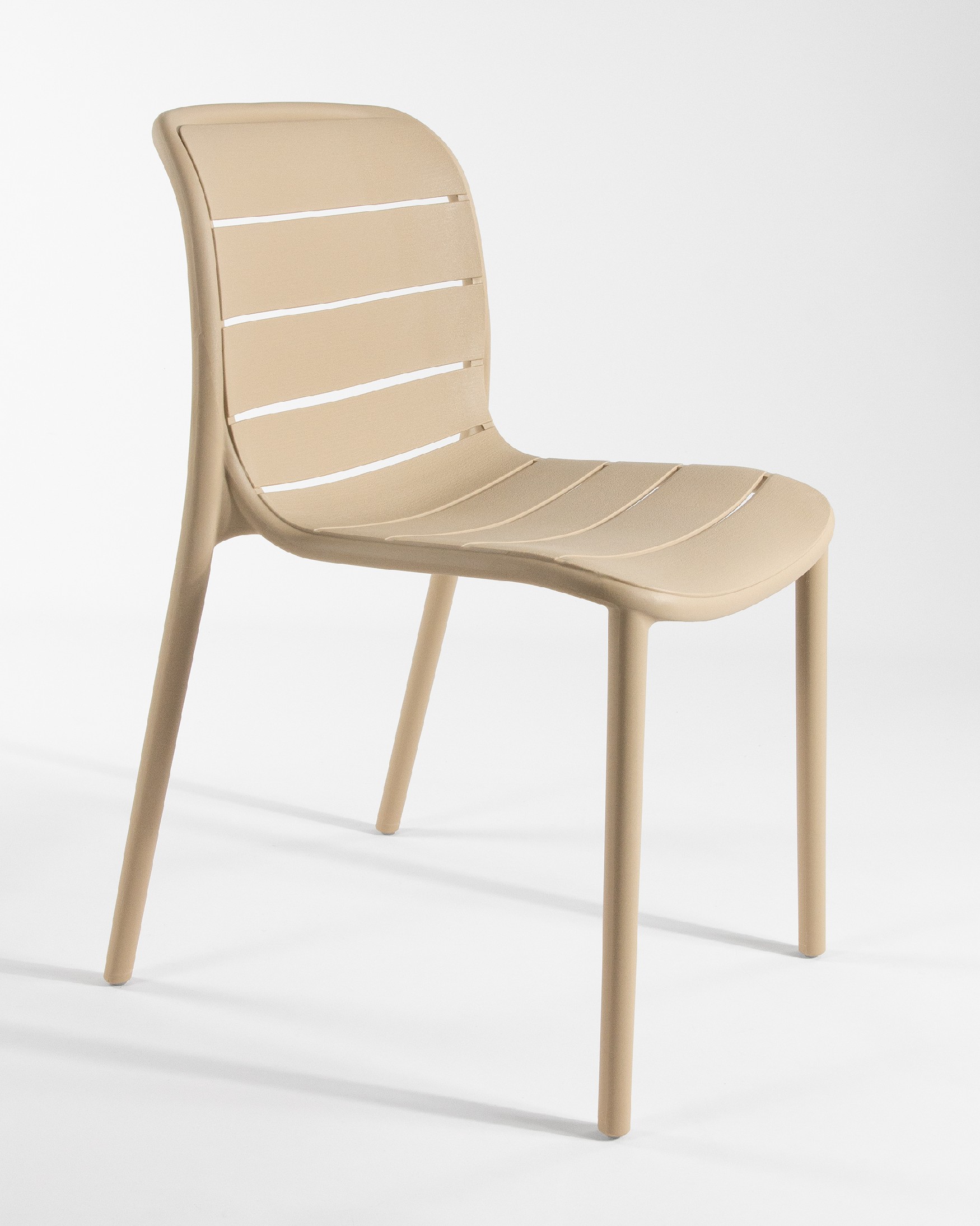 Chaise Tulum en polypropylène sable