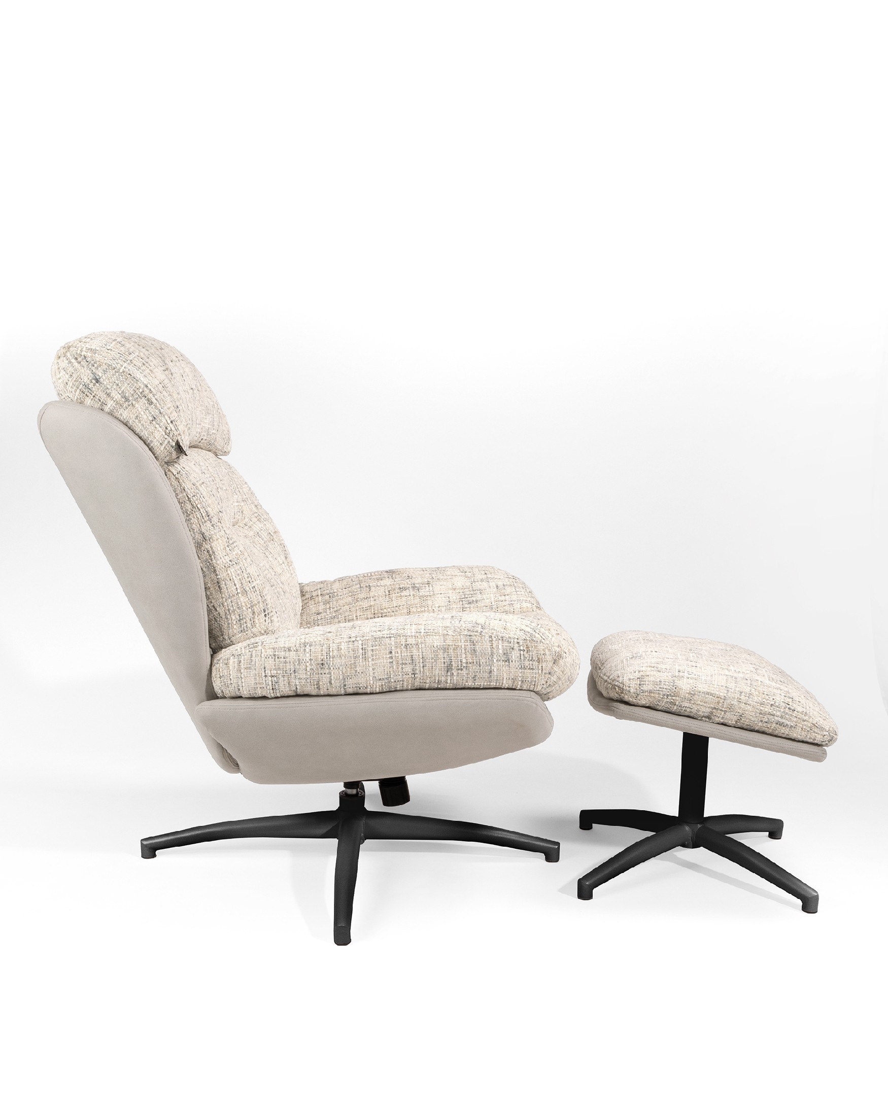 Tunia armchair with pearl and cloud upholstery and black metal frame ottoman, 360° swivel rocking.
