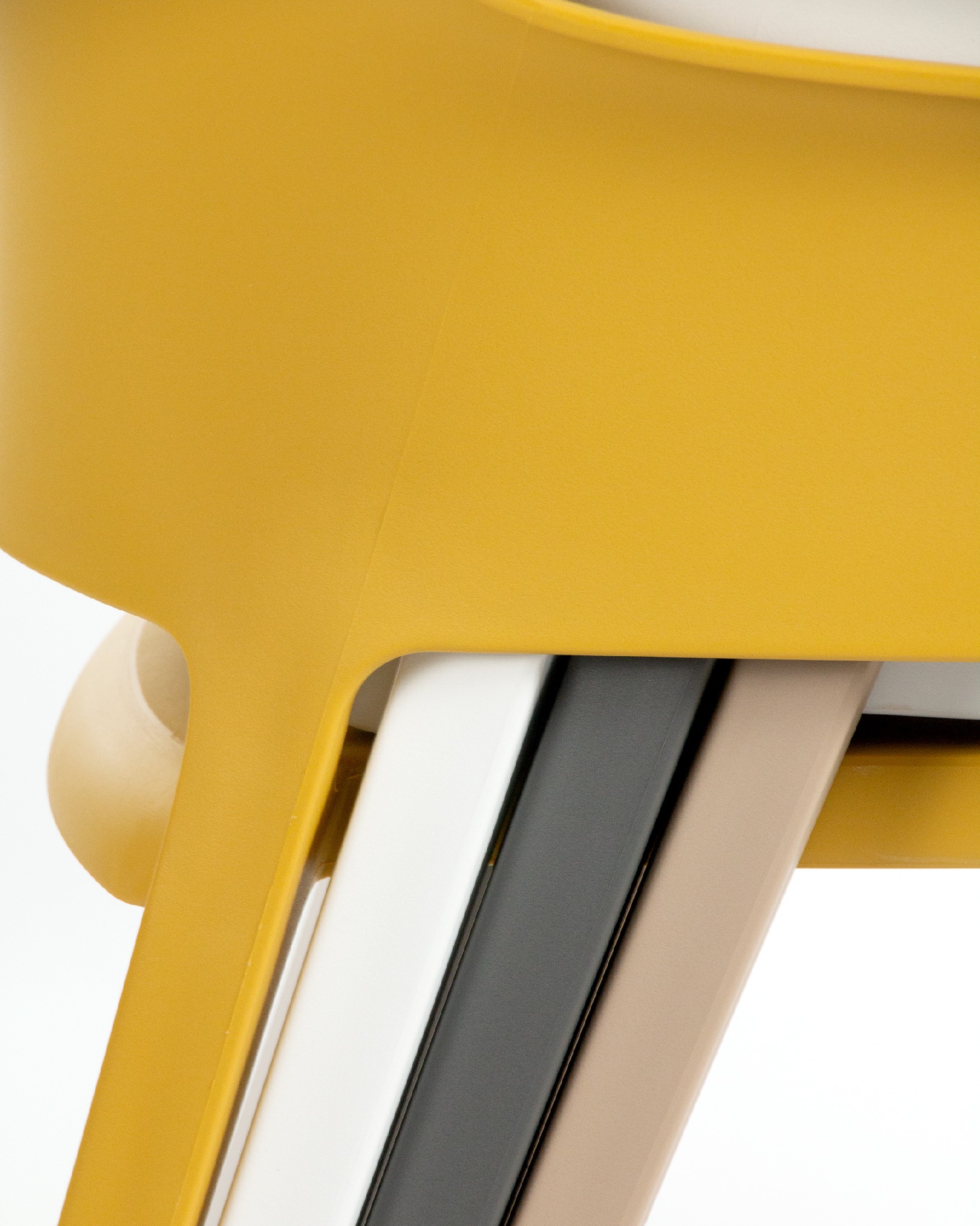 Valeta graphite polypropylene chair