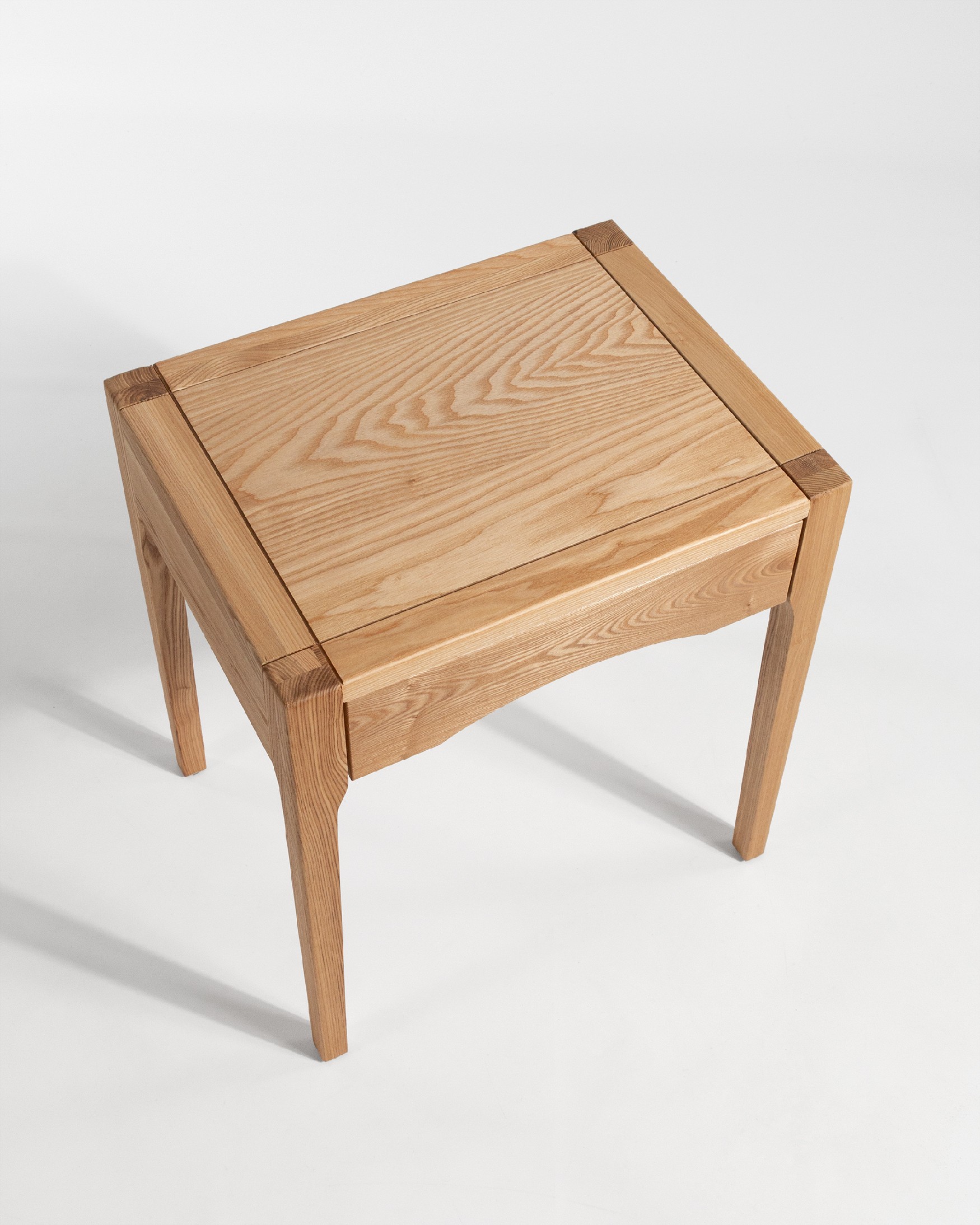 Vedia bedside table with 1 drawer in natural ash 45 x 35 cm
