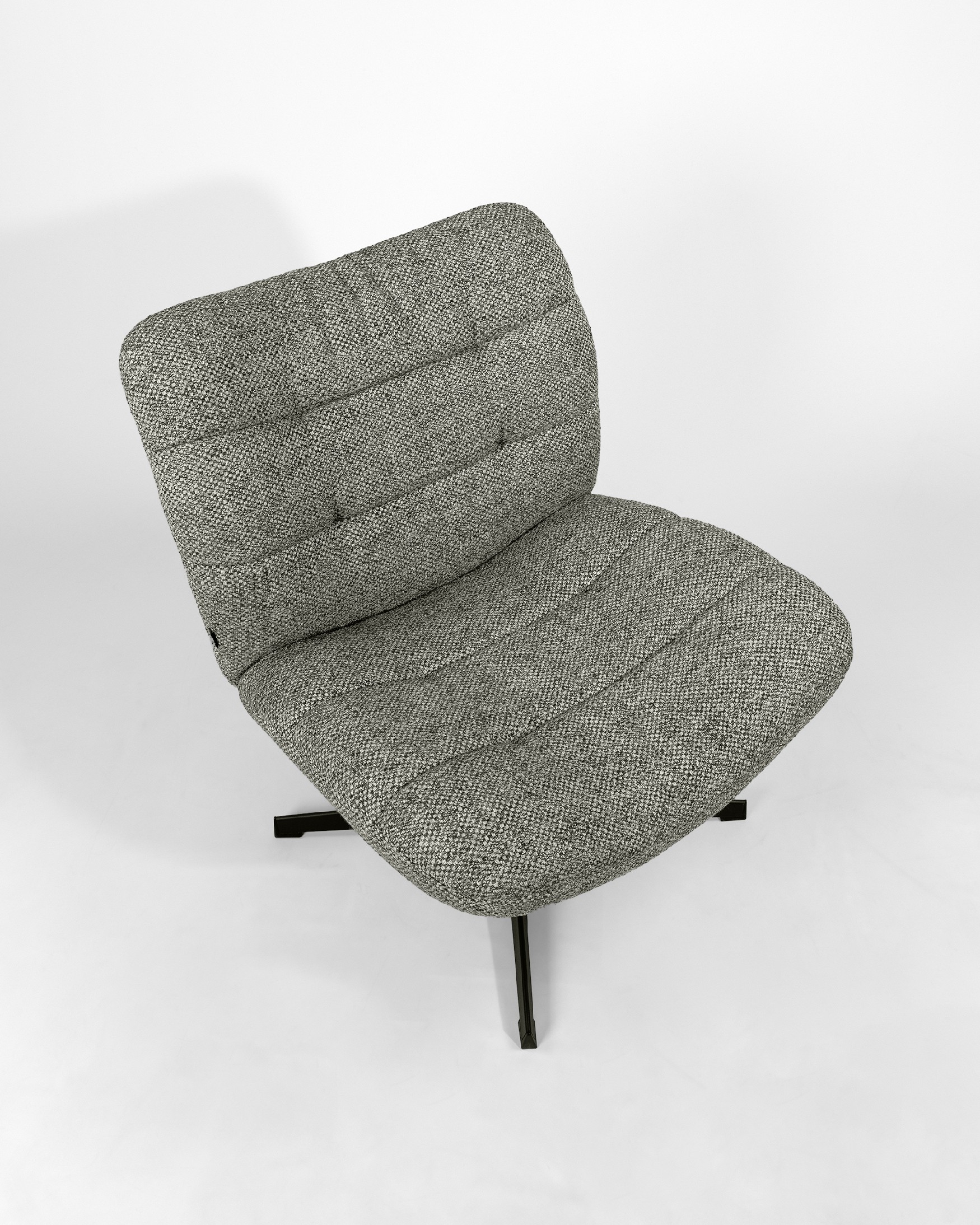360º Swivel Armchair Vega with gray upholstery