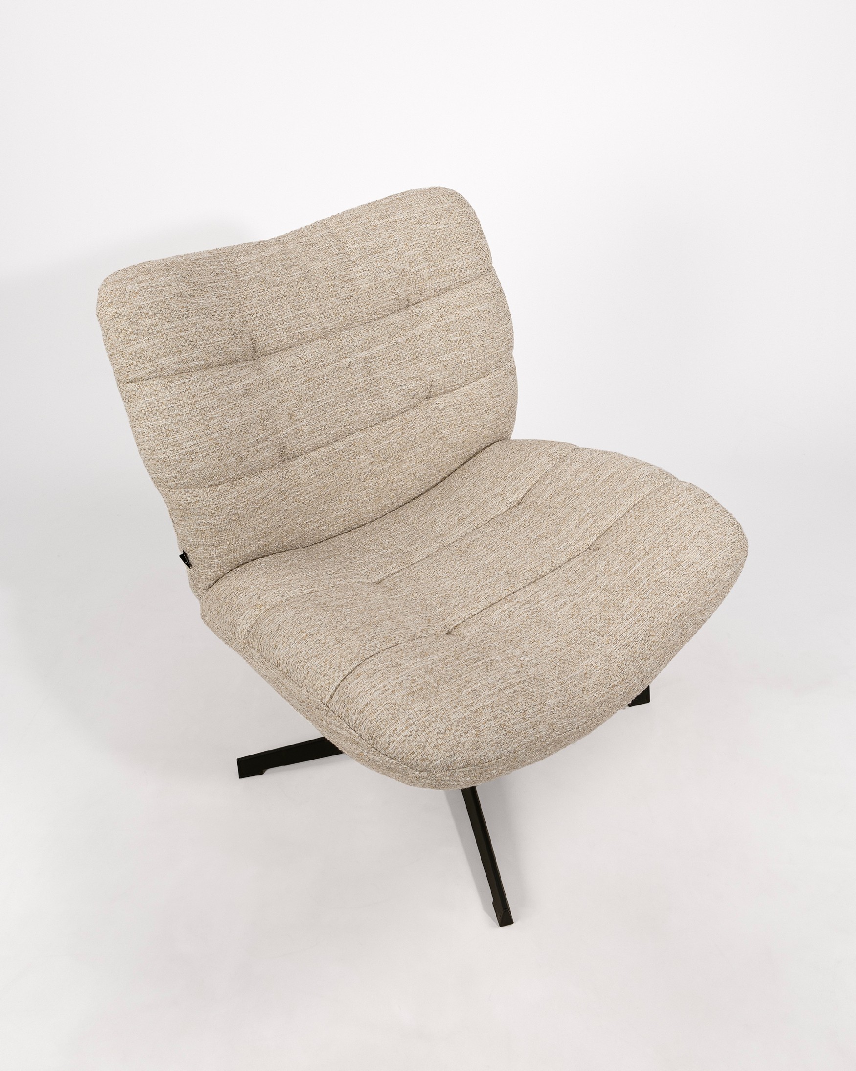 Butaca giratoria 360º Vega con tapizado marfil