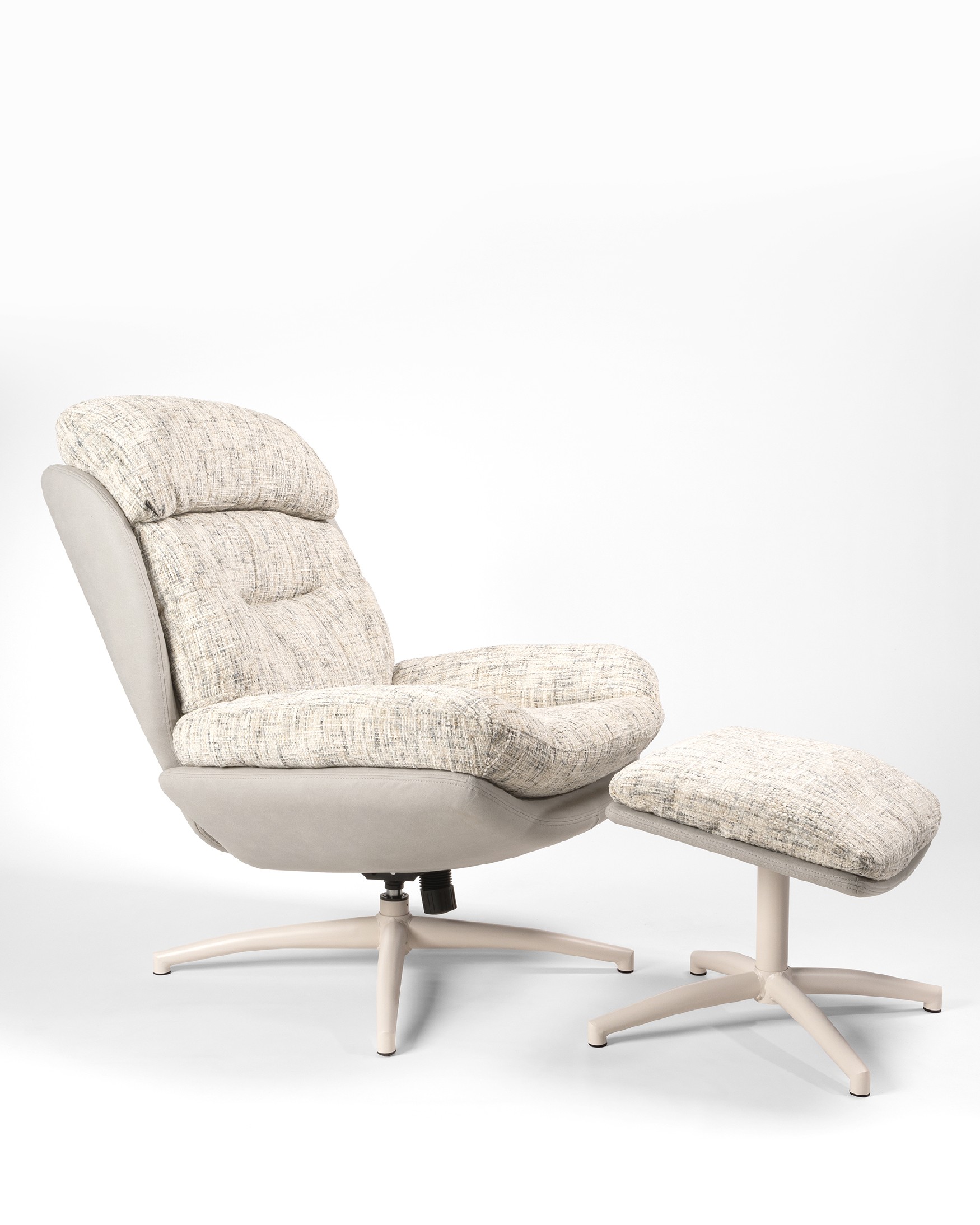 Velina armchair with pearl and cloud upholstery with ivory metal structure ottoman, 360° swivel rocking.