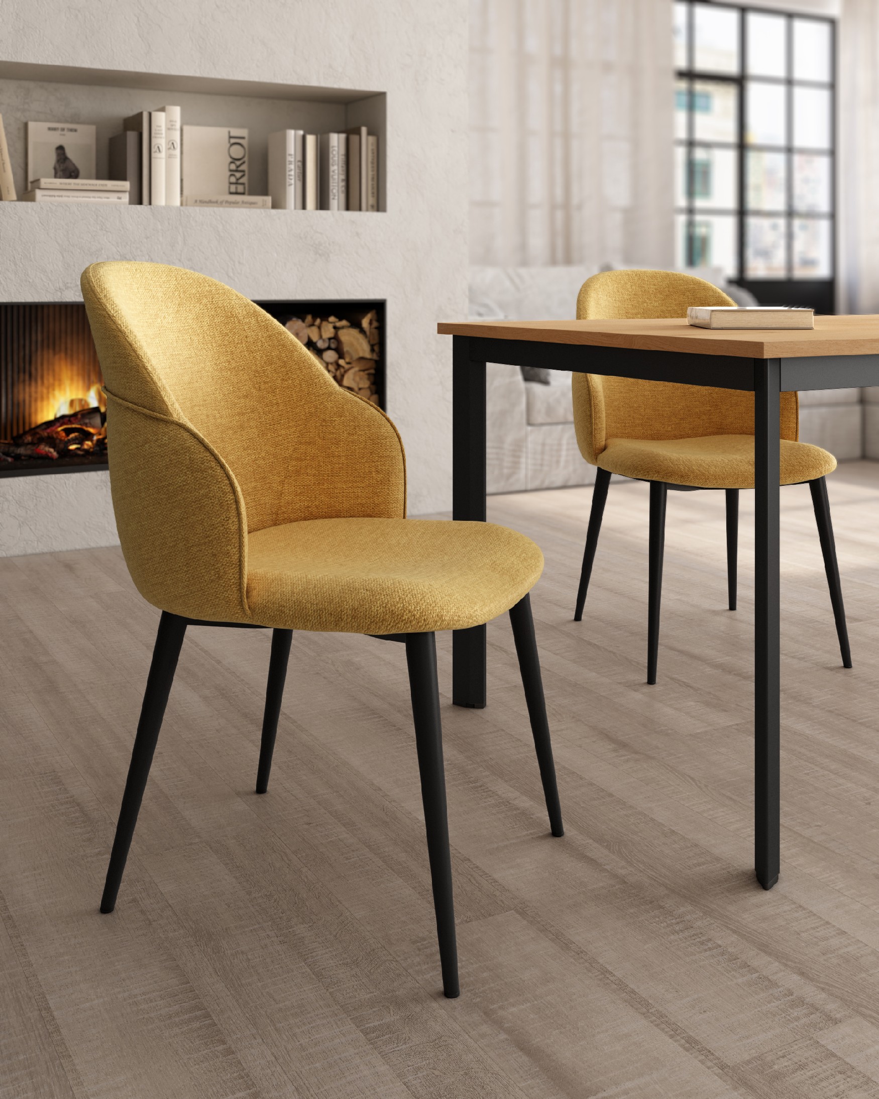 Chaise Venise avec un revêtement moutarde et des pieds métalliques noirs