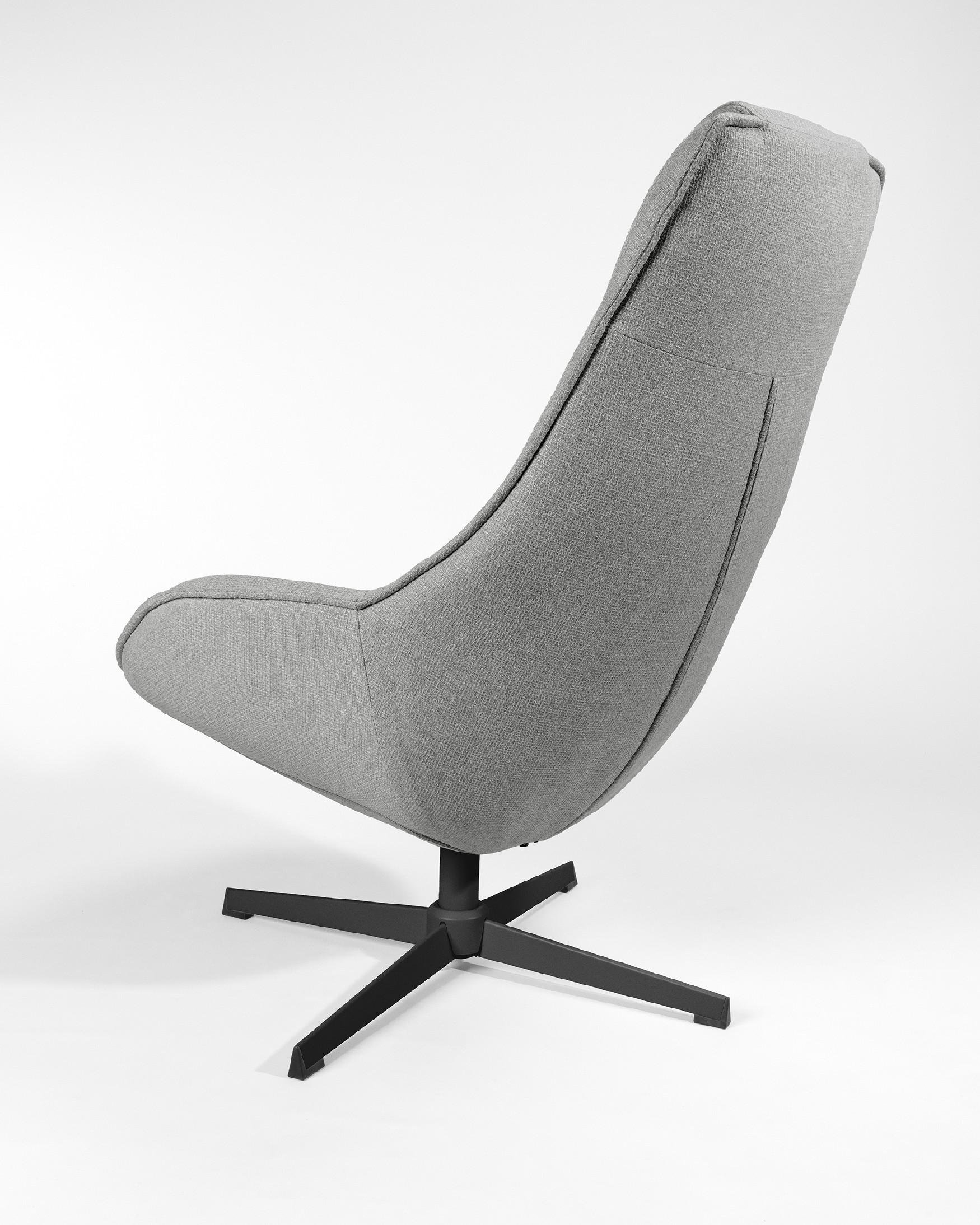 Fauteuil Yuca avec rembourrage gris et pied en métal noir, pivotant à 360°
