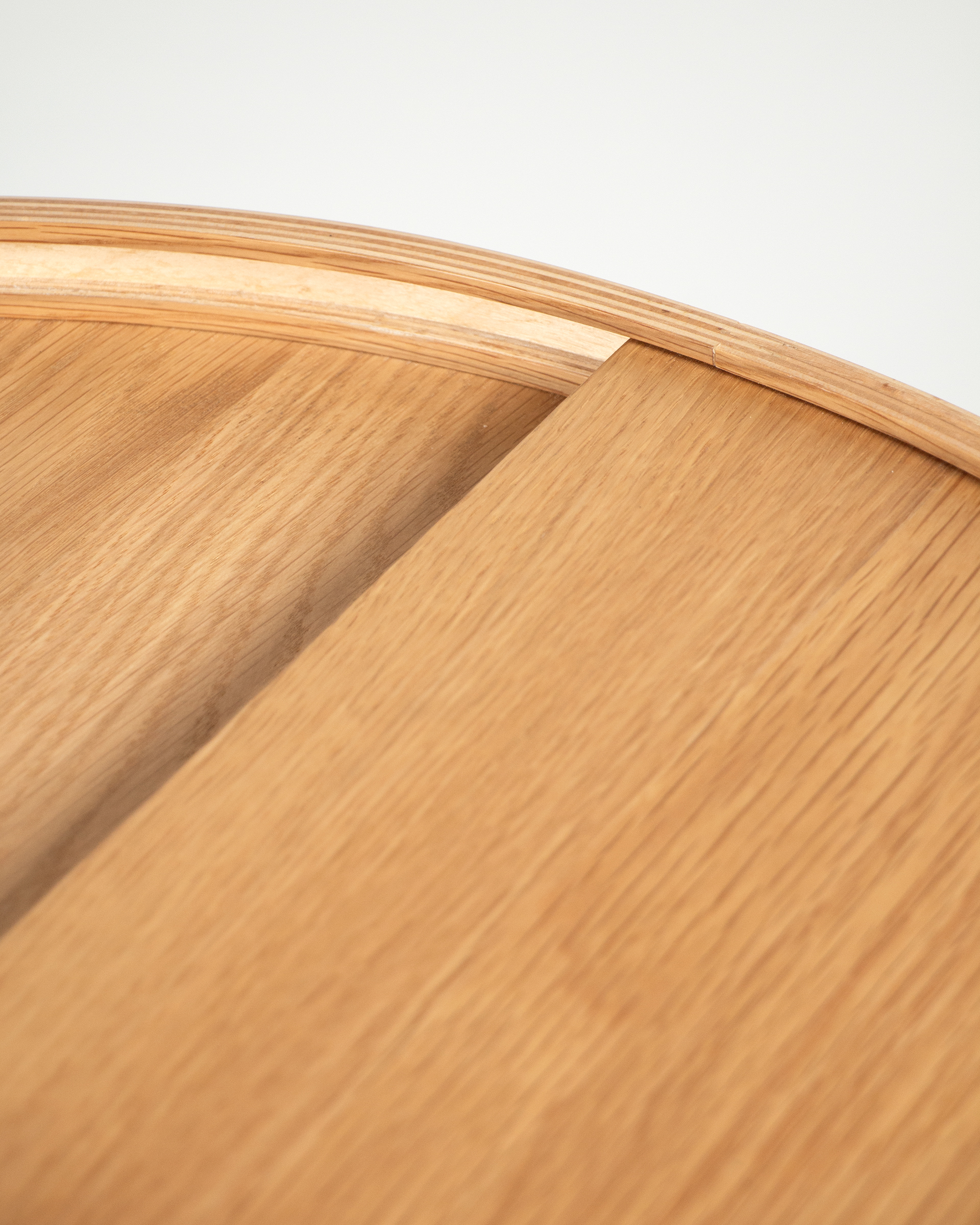 Table d'appoint Oasis ronde avec finition chêne naturel Ø 54 cm